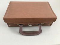 Cassette Holder Case Briefcase 12 Tapes - Valise 12 Cassettes