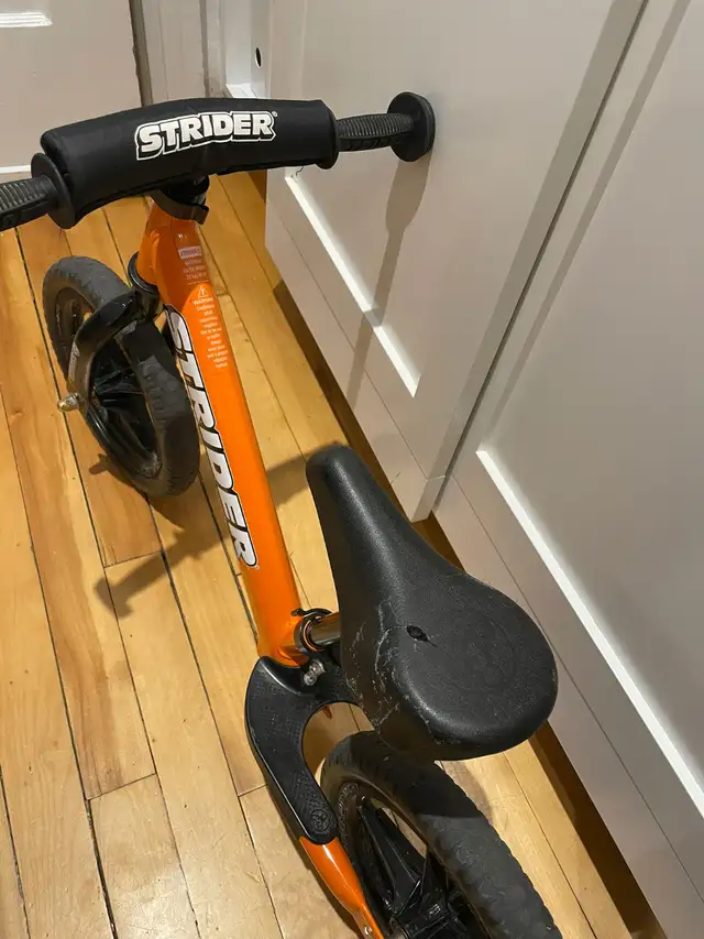Strider 12 balance bike in Kids in Ottawa - Image 4