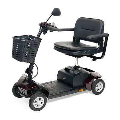 Quadrimoteur Gs 100démontable idéal pour magasiner dans les centres d'achats. son état est neuf à pe...