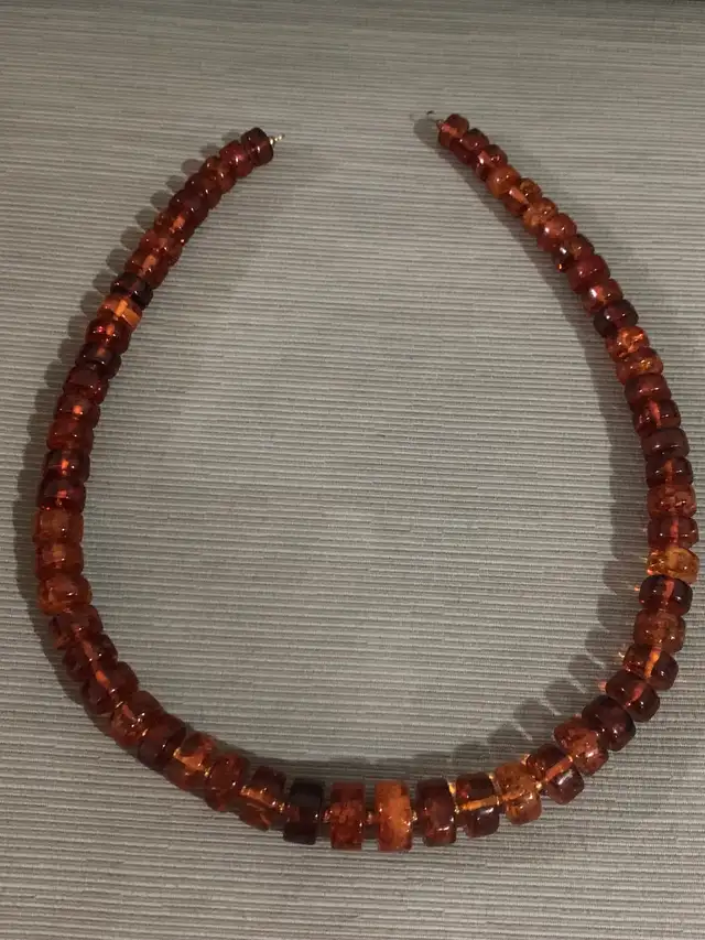 Brand New Genuine Baltic Amber Necklace ! $OLD in Jewellery & Watches in Ottawa - Image 3