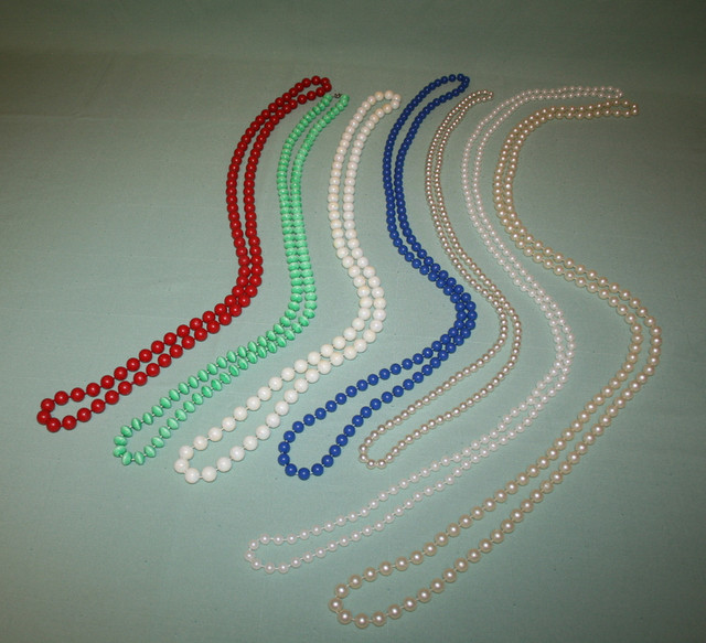 Pearl Necklaces $1.00 each in Jewellery & Watches in Windsor Region