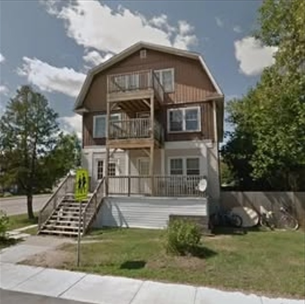 One and two bedroom apartments available starting at $1000/month 1