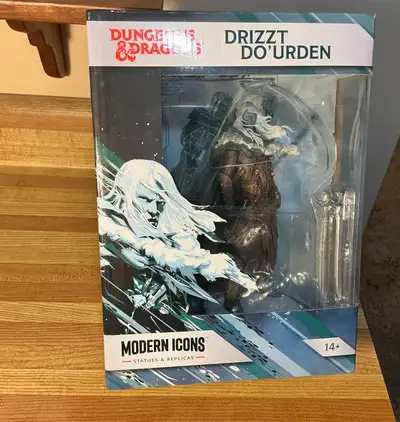 D&D Drizzt Statue Collectible Figure Dungeons & Dragons, View more