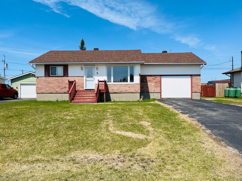 Main level 2 bedroom house Short Term Rentals Thunder Bay Kijiji