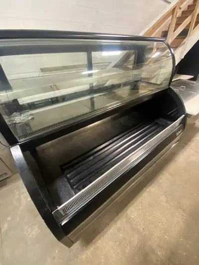 You are viewing a nicely used 62" wide Refrigerated Combo Deli Case & Open Air Cooler. This Turbo Ai...