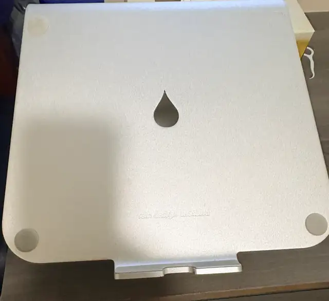 Rain Design iLevel Laptop Stand – White in Laptop Accessories in City of Toronto - Image 2