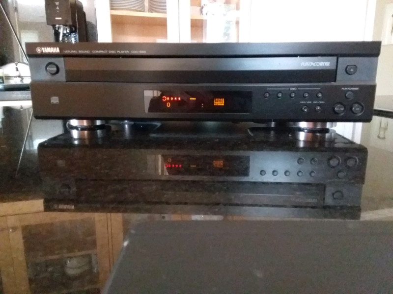 Used, Yamaha CDC585 5 disc CD player in great condition for sale  