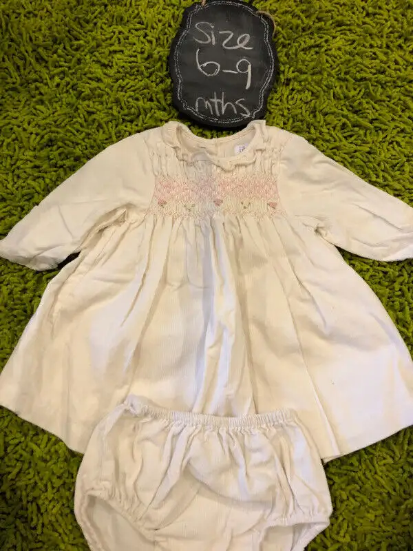 THE CHILDREN'S PLACE IVORY CORDUROY LONG SLEEVE DRESS 6- 9 MTHS628632626146581219