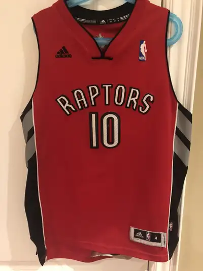 Raptors DeRozan Jersey - youth medium, View more