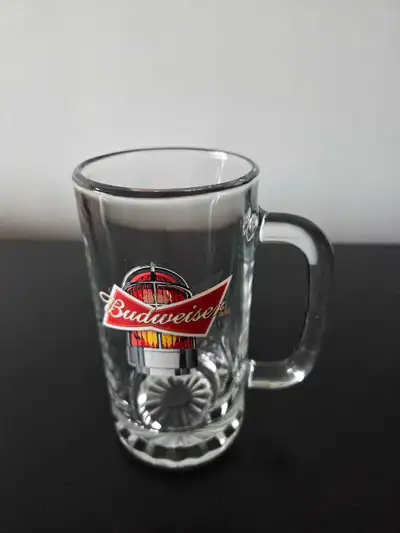 Chope Budweiser, View more