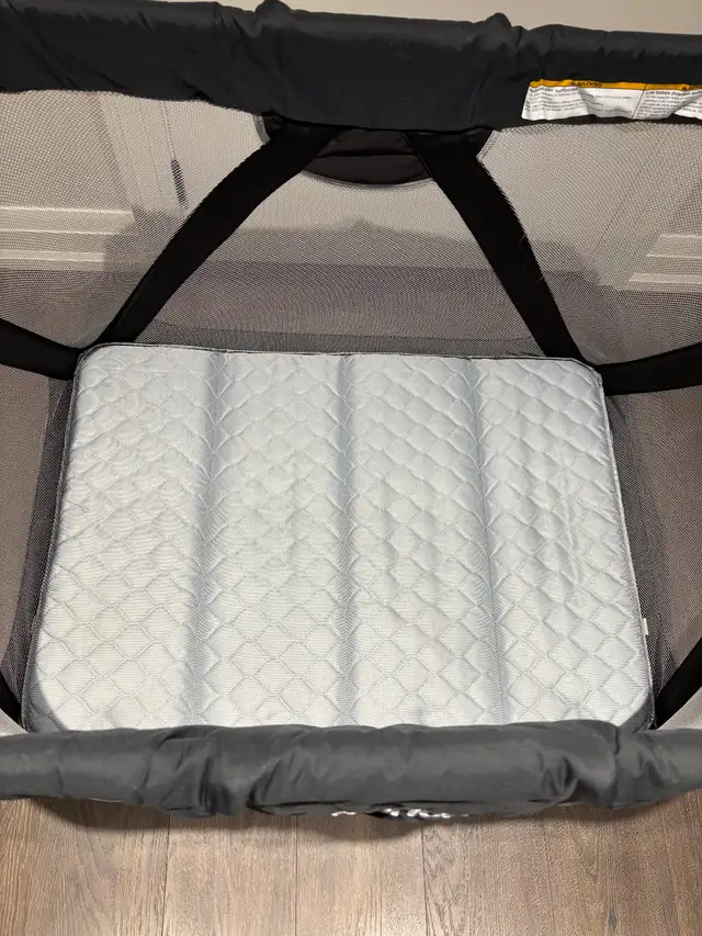 Aprica Haven Playard with bassinet retail $350 design like Nuna in Playpens, Swings & Saucers in Mississauga / Peel Region - Image 3