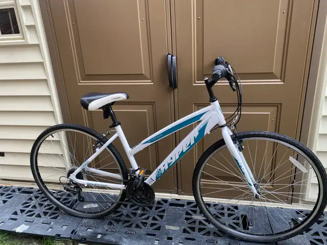 HYPER Fitnessbike SPINFIT 700C bike. Aluminum. New in Road in Markham / York Region - Image 7