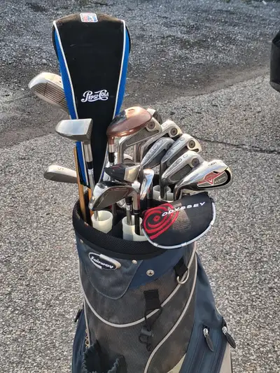 Golf clubs Left with bag and cart, View more