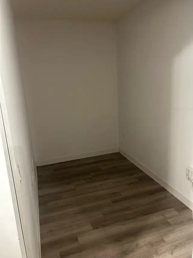 Private room for rent in Room Rentals & Roommates in City of Toronto - Image 3