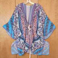 Umgee size large paisley print kimono top