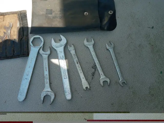 Vintage kawasaki bike tool kit in Hand Tools in Windsor Region - Image 5