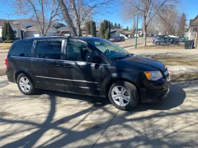 This 2016 Dodge Grand Caravan is powered by a 3.6L V6 engine, providing reliable performance for all...
