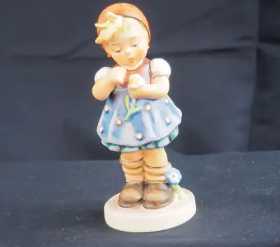 Goebel Hummel Collector's Club Spec Ed No.5 Daisies Don't Tell, View more