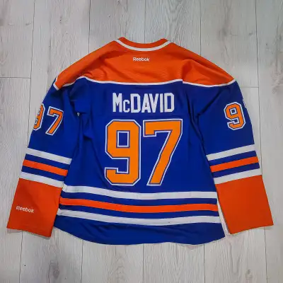 Women Edmonton Oilers Jersey Connor McDavid Reebok Large, View more
