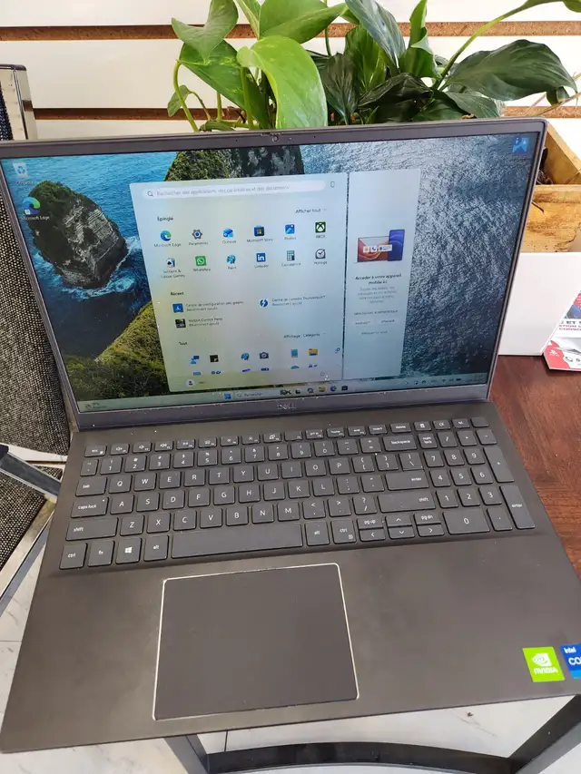  Laptop Dell Vostro 5502 i7 plus nvidia in Laptops in City of Montréal - Image 2
