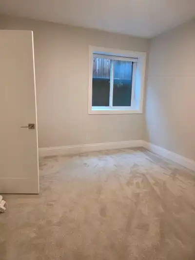 Private room and private bathroom available for rent April 1st or sooner. Close to East Beach and bu...