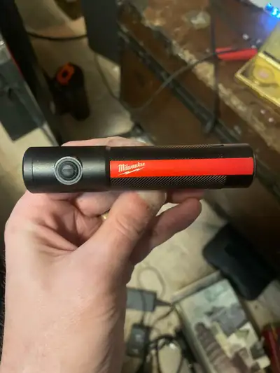 Milwaukee 2011R Flashlight, View more