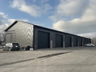 -Industrial, Commercial, and Storage uses -Business or Personal -Gas heat -1000 sqft unit -$1000/mon...