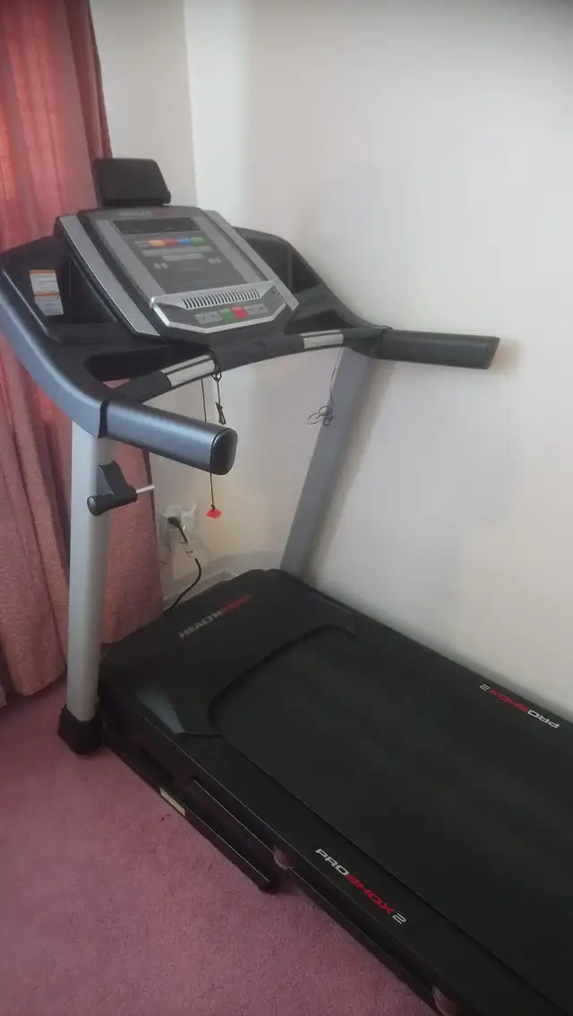 TREADMILL in Exercise Equipment in Mississauga / Peel Region - Image 2