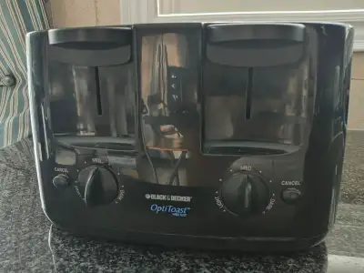 Black and Decker 4-Slice Toaster, View more