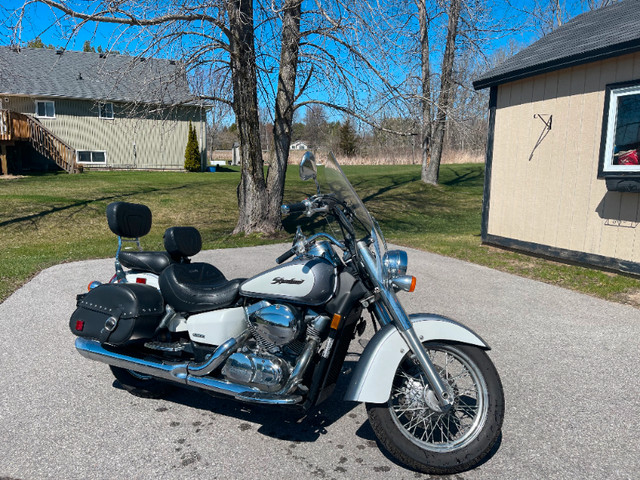 2006 Honda Shadow 750 - Great deal for all you need to go ride. in Street, Cruisers & Choppers in Trenton