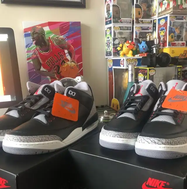 Jordan 3’s Retro “Black Cement” in Men's Shoes in City of Toronto - Image 4