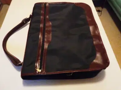 SKYLINE TRAVEL FOLDING GARMET SUIT CARRIER BAG, View more