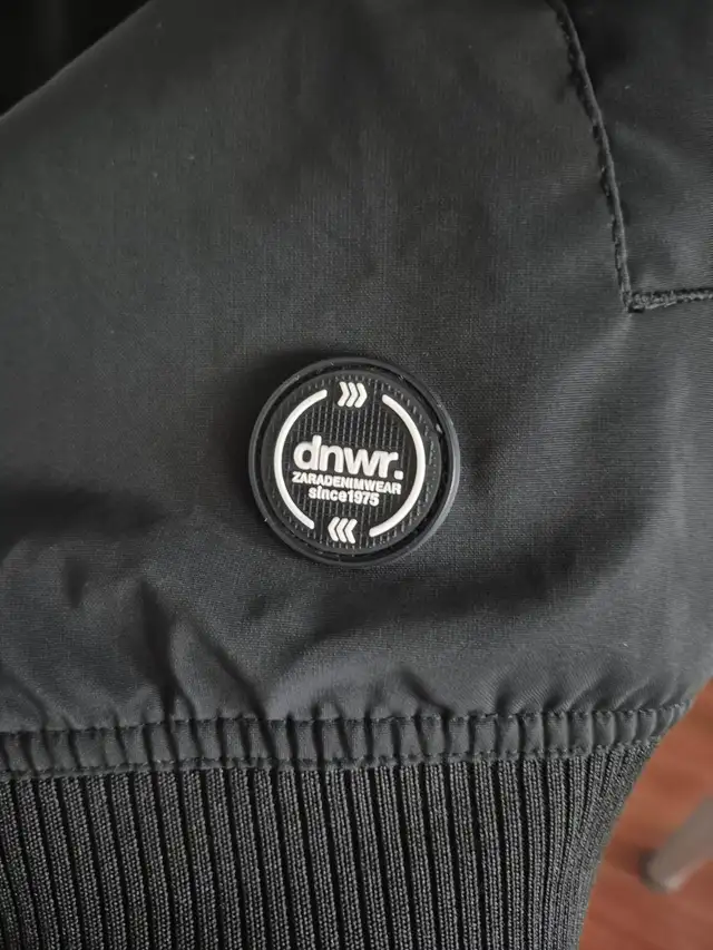 Men's Black ZARA Bomber Jacket-NEW in Men's in City of Toronto - Image 3