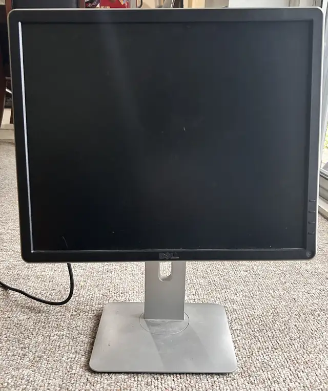 Dell P1914Sf Monitor in Monitors in Kitchener / Waterloo - Image 2