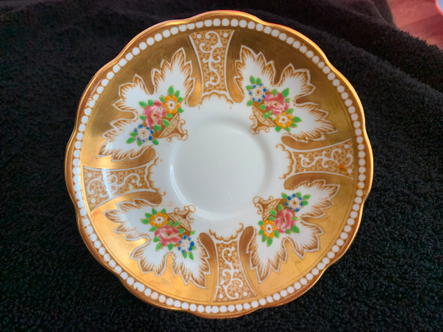 collectable cup & saucer in Arts & Collectibles in Oakville / Halton Region - Image 2