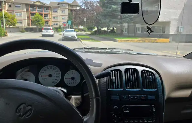 Caravan 2003529384658143825926