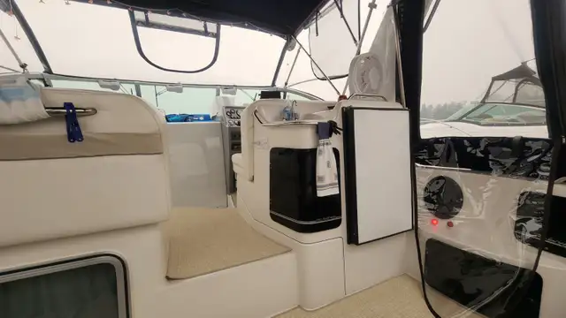 Bateau Thundercraft Express 350 1993 52000$ négo in Powerboats & Motorboats in Lac-Saint-Jean - Image 6