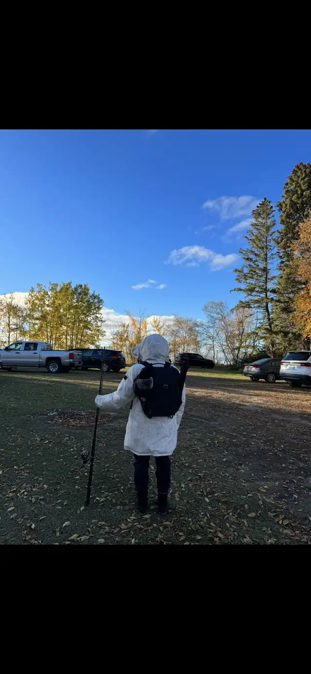 Canada Goose Expedition Parka Early Version with Real Coyote Fu in Women's - Tops & Outerwear in City of Toronto - Image 10