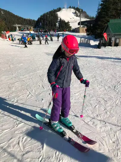 Moving sale - ski & ski boots, View more