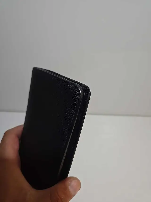 Burberry Wallet Unisex in Women's - Bags & Wallets in City of Toronto - Image 5