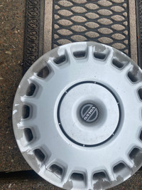 Volvo hubcap