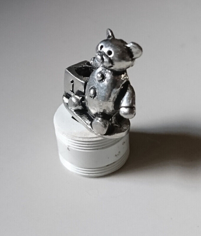 Vintage Silver Metal Bear Birthday Cake Topper Candle Holder in Arts & Collectibles in Oshawa / Durham Region - Image 3
