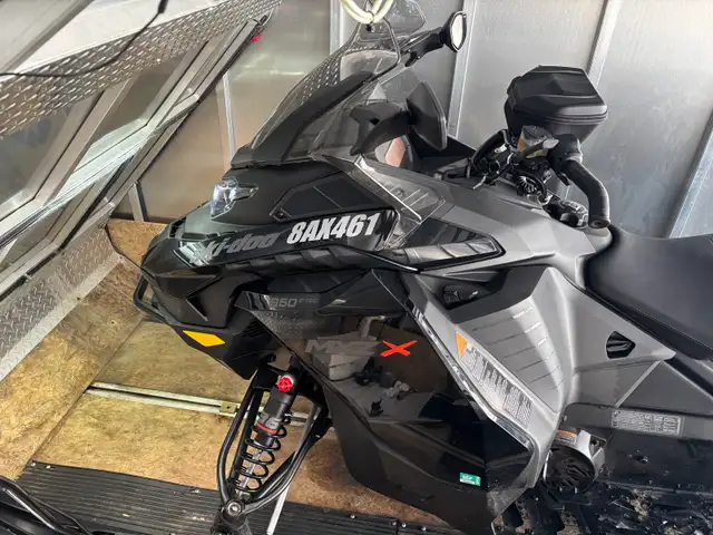 2024 Skidoo MXZX 850 137”  in Snowmobiles in Sarnia - Image 6