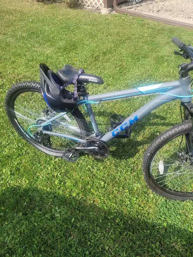 LADIES 21 SPEED BIKE in Road in Calgary - Image 3