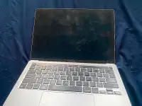 MacBook Pro 13 inch 2022