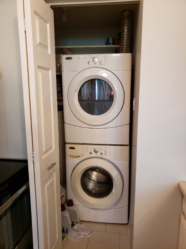 2 Bedroom Condo with Laundry Long Term Rentals Kitchener / Waterloo