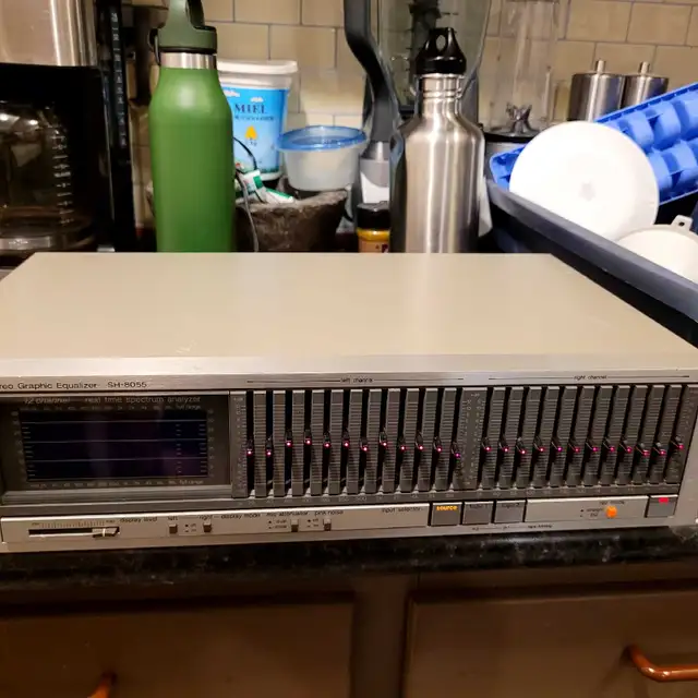 Technics Stereo Graphic Equalizer  in General Electronics in Winnipeg - Image 2
