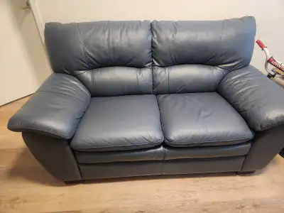 couch set, View more