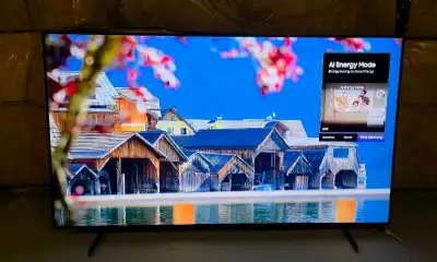 Samsung qled 65" smart tv , View more