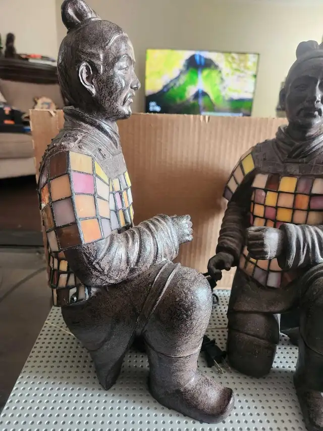 Beautiful Tiffany Style Stained Glass Figural Samurai guards in Indoor Lighting & Fans in Calgary - Image 4
